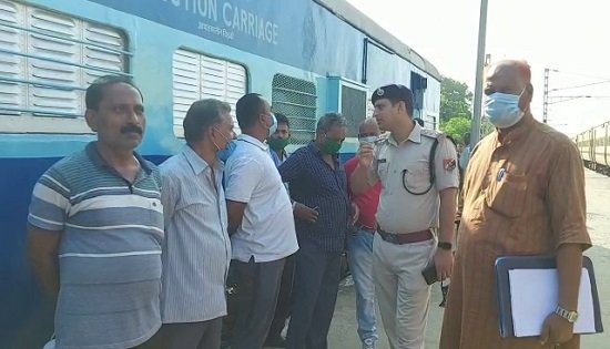 शुरु होगी जयनगर से जनकपुर कुर्था नेपाल रेल खंड पर ट्रेनों का परिचालन | 22Scope News Nepal border 02 22Scope News