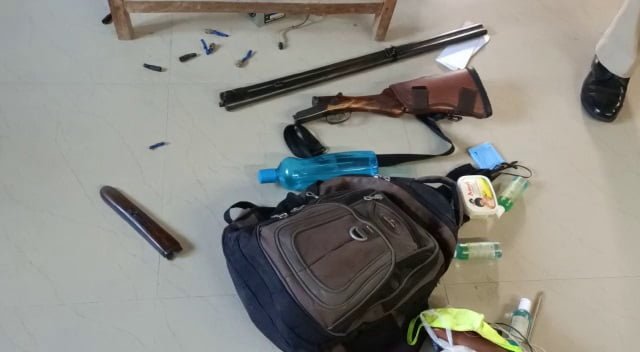 अररिया में दिनदहाड़े 37 लाख की बैंक डकैती | 22Scope News bank loot12 22Scope News