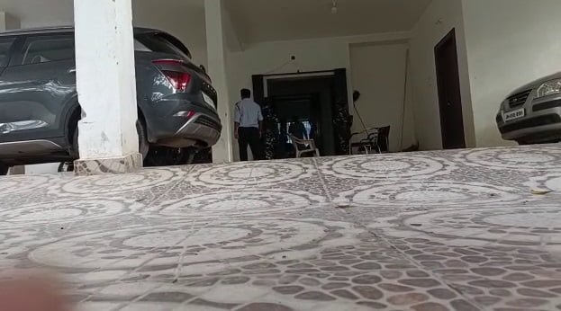 BIG BREAKING : बंधु तिर्की के आवास पर सीबीआई का छापा, जानें क्या है मामला BIG BREAKING : बंधु तिर्की के आवास पर सीबीआई का छापा, जानें क्या है मामला