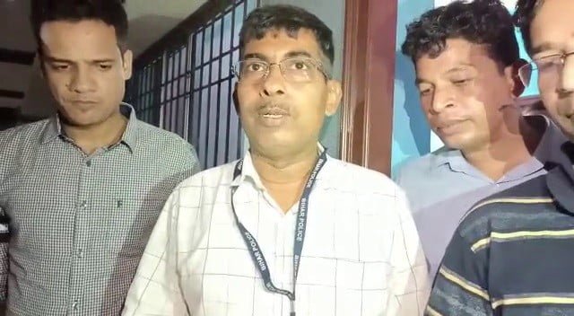 निगरानी विभाग का सुपौल डीएफओ के घर छापा | 22Scope News raid1 22Scope News