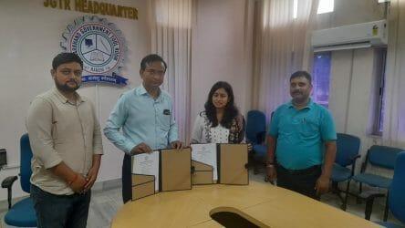झारखंड गवर्नमेंट टूल रूम का एमएसएमई के बीच MoU झारखंड गवर्नमेंट टूल रूम का एमएसएमई के बीच MoU