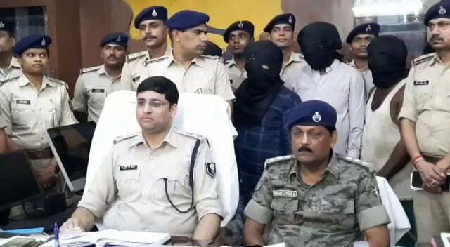 2 करोड़ लूट का उद्भेदन, SIS के 4 कर्मी सहित 8 गिरफ्तार 2 22Scope News loot cash1 22Scope News