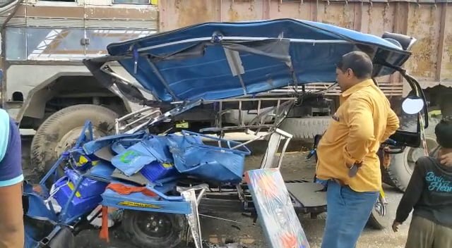 सीवान: अनियंत्रित ट्रक ने 5 लोगों को रौंदा 2 22Scope News accident1 1 22Scope News