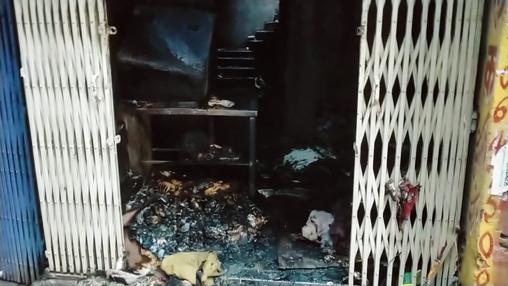 औरंगाबाद: छठ का प्रसाद बनाने के दौरान गैस सिलेंडर फटा, 30 घायल 1