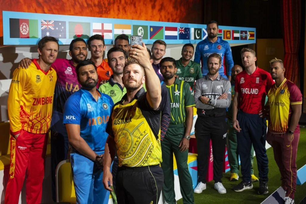 टी20 वर्ल्ड कप का आगाज आज से, देखें शेड्यूल टी20 वर्ल्ड कप का आगाज आज से, देखें शेड्यूल