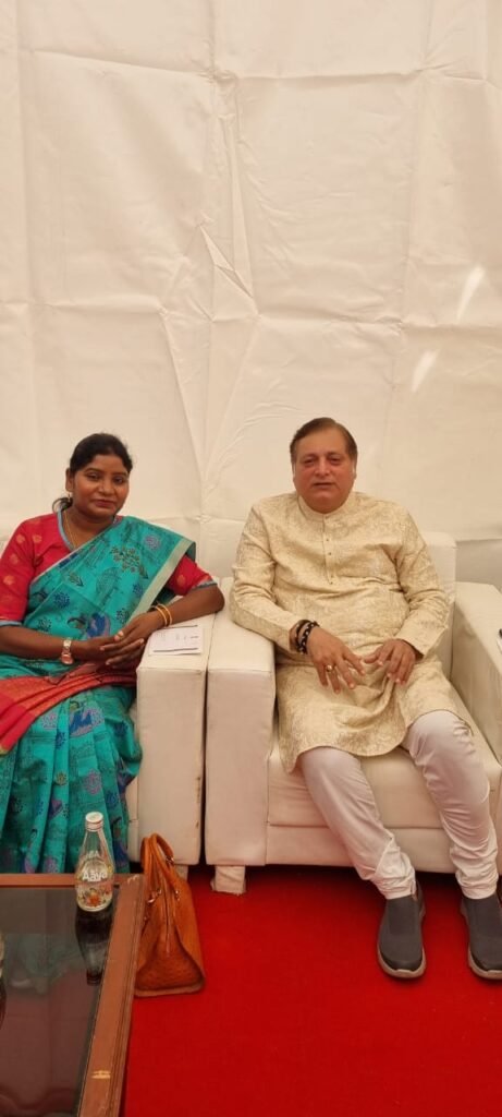 आशा लकड़ा ने साझा की गुजरात में शपथ ग्रहण समारोह की तस्वीर 5 22Scope News asha lakda 2 22Scope News
