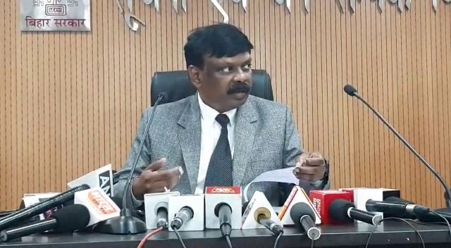 बिहार में बहेगी रोजगार की बयार, नीतीश कैबिनेट ने लिया बड़ा फैसला बिहार में बहेगी रोजगार की बयार, नीतीश कैबिनेट ने लिया बड़ा फैसला