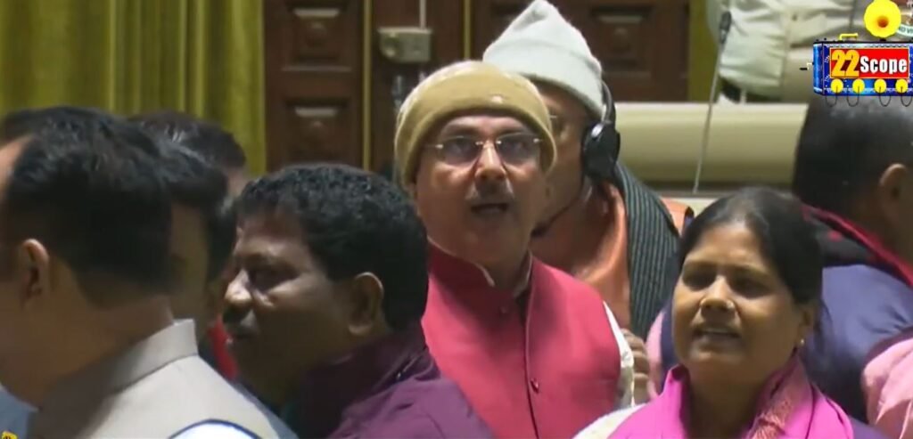 झारखंड: नियोजन नीति रद्द होने को लेकर सदन में हंगामा, सरकार के खिलाफ नारेबाजी | 22Scope News jhar vidhansabha 22Scope News