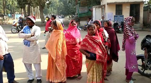 भागलपुर: घर आने से मना किया तो शकील ने नीलम देवी को सरेआम काट डाला | 22Scope News mahila1 22Scope News
