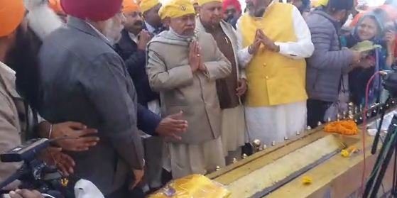 मुख्यमंत्री ने दी गुरु गोविंद सिंह जयंती पर लोगों को बधाई मुख्यमंत्री ने दी गुरु गोविंद सिंह जयंती पर लोगों को बधाई