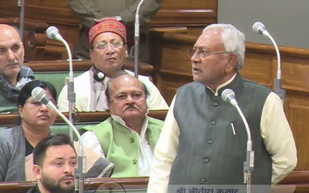 nitish kumar in sadan 22Scope News