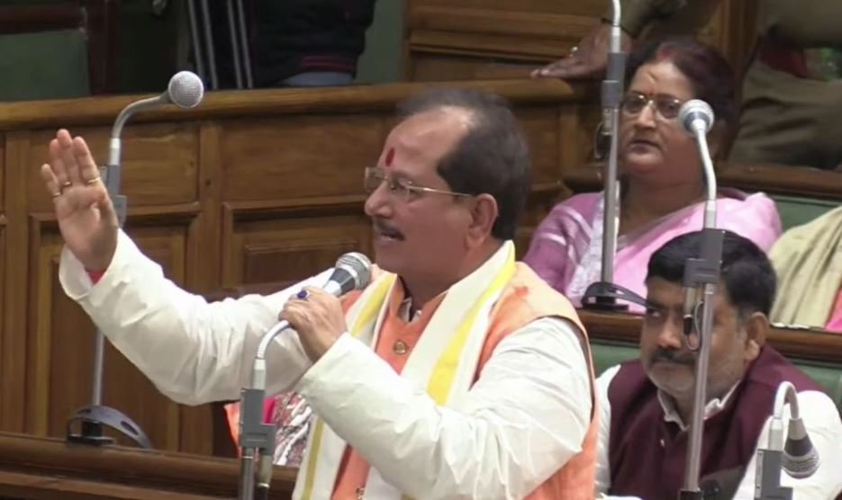 'मुख्यमंत्री जी अच्छी नीति तभी सफल होती है जब नियत साफ़ हो' 'मुख्यमंत्री जी अच्छी नीति तभी सफल होती है जब नियत साफ़ हो'