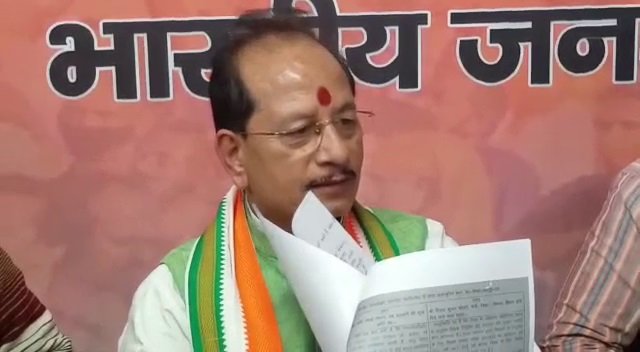 जहानाबाद: दबंगों ने दी बच्ची को उठाने की धमकी, मां ने छुड़ा दी स्कूल 2 22Scope News vijay sinha12 22Scope News