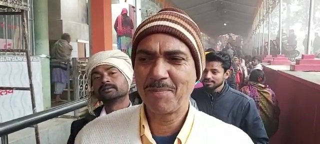 मुंगेर: नए साल पर चंडिका स्थान में उमड़ी श्रद्धालुओं की भीड़ मुंगेर: नए साल पर चंडिका स्थान में उमड़ी श्रद्धालुओं की भीड़