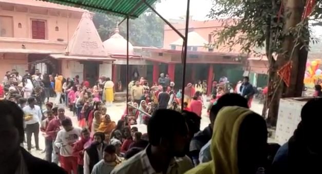 नववर्ष का स्वागत: रोहतास के मंदिरों में लगा भक्तों का तांता 2 22Scope News rohtas mandir 22Scope News