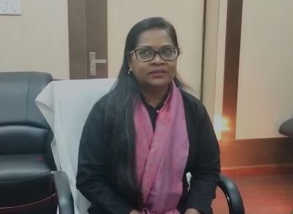 सूखा की स्थिति का जायजा लेने पहुंची 10 सदस्यीय केंद्रीय टीम सूखा की स्थिति का जायजा लेने पहुंची 10 सदस्यीय केंद्रीय टीम