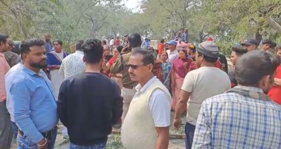 कल्याणपुर मोहल्ले के सैकड़ों घरों में घुसा नाले का गंदा पानी 1 gaya pradarshan