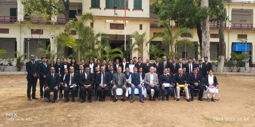 राष्ट्रीय लोक अदालत में कुल 83 हजार से अधिक वादों का निष्पादन, हाई कोर्ट के 3 जजों ने की शिरकत 1 राष्ट्रीय लोक अदालत
