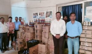 नावाडीह पनारी गांव से 2219 बोतल नकली विदेशी शराब बरामद
