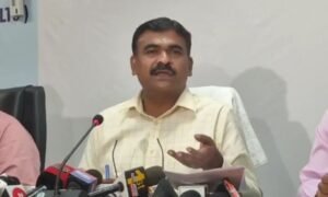 निर्वाचन आयोग के अनुसार झारखंड में बोटरों की संख्या 4 करोड़ 14 लाख 71 हजार 111