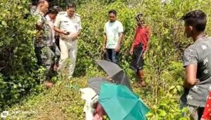 18 वर्षीय लड़की का शव