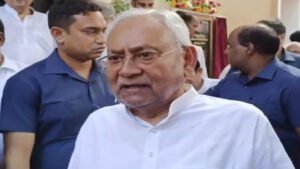 Breaking : CM नीतीश की सुरक्षा में चूक, एक युवक मुख्यमंत्री के पास पहुंच करने लगा नारेबाजी | 22Scope News नीतीश की सुरक्षा में चूक