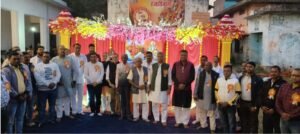 हजारीबाग में लगता है अनोखा बाजार, समाज के लोगों से लिया जाता सहयोग, लागत मूल्य पर फल बेच कर वापस किया जाता है पैसा | 22Scope News हजारीबाग में लगता है अनोखा बाजार, समाज के लोगों से लिया जाता सहयोग, लागत मूल्य पर फल बेच कर वापस किया जाता है पैसा