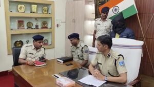 Big Breaking : प्रिंस खान का गुर्गा वीर सिंह चढ़ा धनबाद पुलिस के हत्थे 2 22Scope News Big Breaking : प्रिंस खान का गुर्गा वीर सिंह चढ़ा धनबाद पुलिस के हत्थे