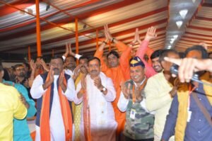धर्म की रक्षा करना हर एक सनातनियों का कर्तव्य : देवकीनंदन ठाकुर