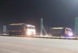 Gumla : बालू की चोरी - बालू माफिया- अफसर - नेता सिंडिकेट , करोड़ों रुपए सरकारी राजस्व का नुकसान Gumla : बालू की चोरी