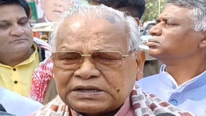 मांझी ने गरीब चेतना रैली के लिए रथ को किया रवाना