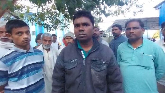 घर से बाहर निकले व्यक्ति का दूसरे दिन गांव के ही बघार में मिला शव