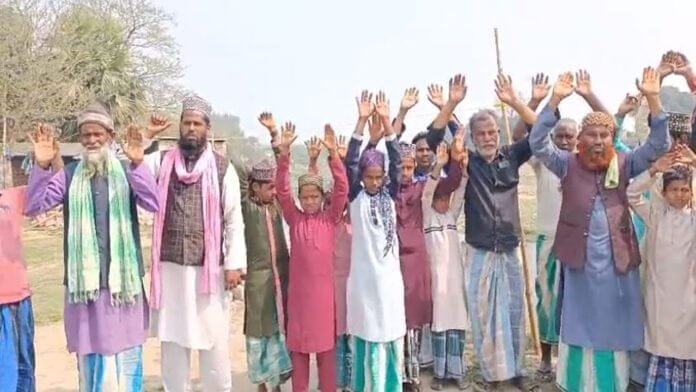 नदी कटाव से दहशत में स्थानीय ग्रामीण, चुनाव का करेंगे बहिष्कार