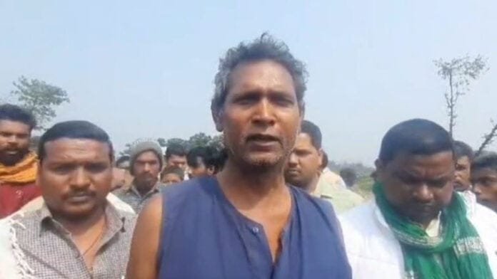 मुरलीगंज में मूर्ति विसर्जन के दौरान एक युवक की तलाब में डूबने से मौत