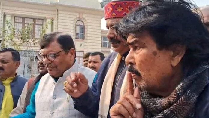 Breaking : बजट सत्र के दौरान महागठबंधन ने सदन का किया बहिष्कार