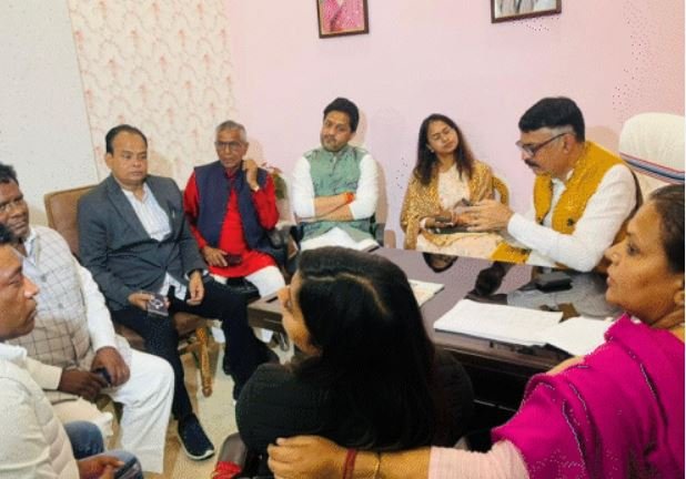 आज रांची लौटेंगे कांग्रेस के नाराज विधायक