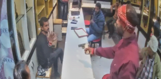 और यहां ज्वेलरी दुकान से दिनदहाड़े लूट, पुलिस ने फिर....