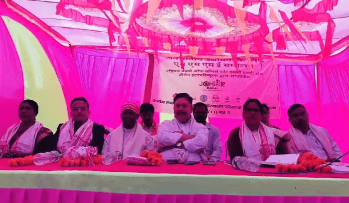 आदिवासी नेता बीजेपी और कांग्रेस से सांसद बनने के बाद मुंह बंद कर लेते हैं-नब कुमार सरनिया