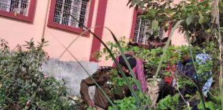 स्कूल के समीप पुलिस ने आहर से शव किया बरामद