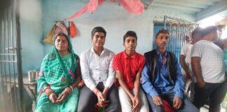 सब्जी बेचने वाले का बेटा बना थर्ड टॉपर