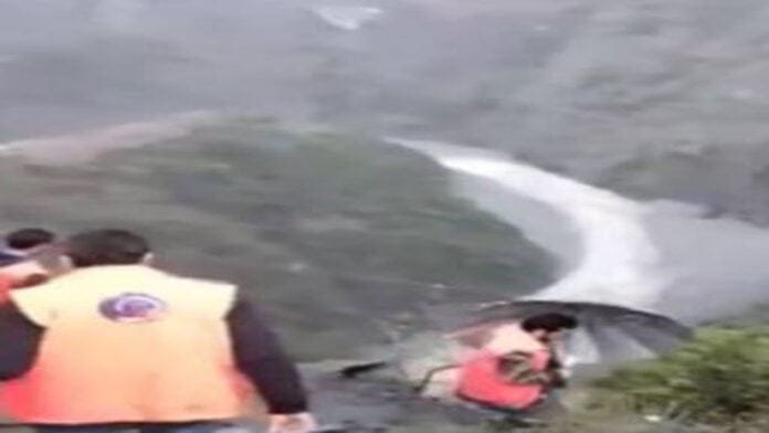 कश्मीर के रामबन में बड़ा हादसा, बिहार के 9 लोगों की मौत