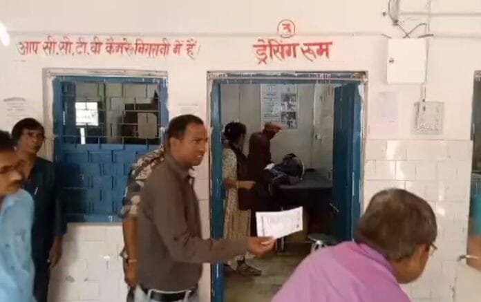 बाइक लूट के दौरान अपराधियों ने चालक को मारी गोली