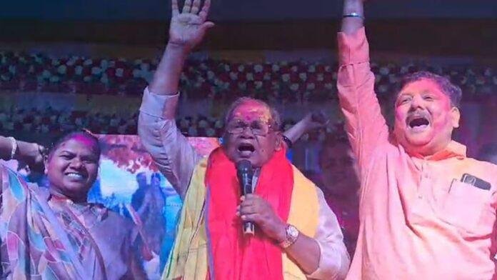 मांझी ने खुले मंच से लगाए जय श्रीराम के नारे