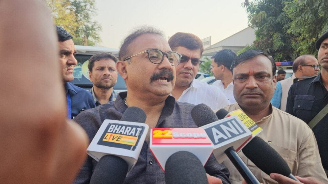 Mantri Ashok Chaudhary 'लालू अपने यहां किसी नेता को नहीं देंगे पनपने'
