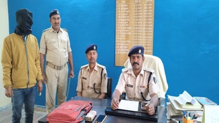 अपने ही जाल में फंसे फाइनेंस एजेंट, पुलिस जांच में मामला आया सामने