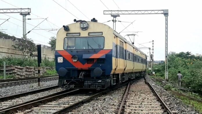 memu कृपया ध्यान दें होली के अवसर पर इन ट्रेनों के परिचालन में हुआ बदलाव