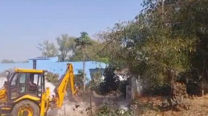 सरकारी जमीन