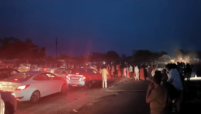 Breaking- कोडरमा में पुलिस और ग्रामीणों में हिंसक झड़प......