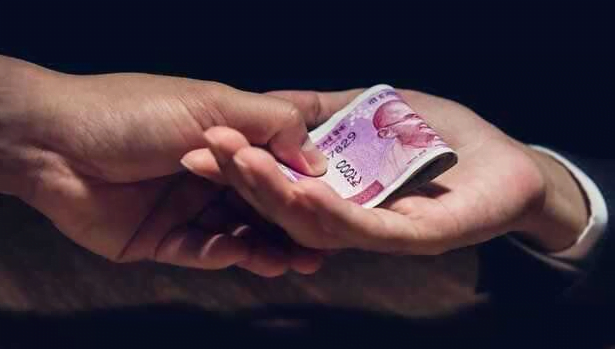 Big Breaking-चतरा में ACB की बड़ी कार्रवाई, रंगेहाथ......