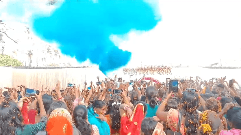 Hazaribagh इस्कॉन में खेली गई फूलों की होली, 500 किलो फूलों के साथ....... | 22Scope News फूलो की होली 22Scope News